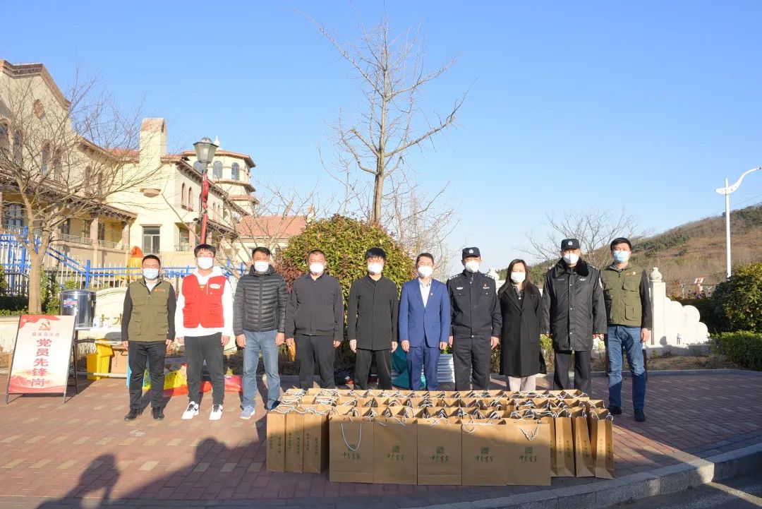 黨員日活動丨踐行雷鋒精神，眾志成城“抗疫”