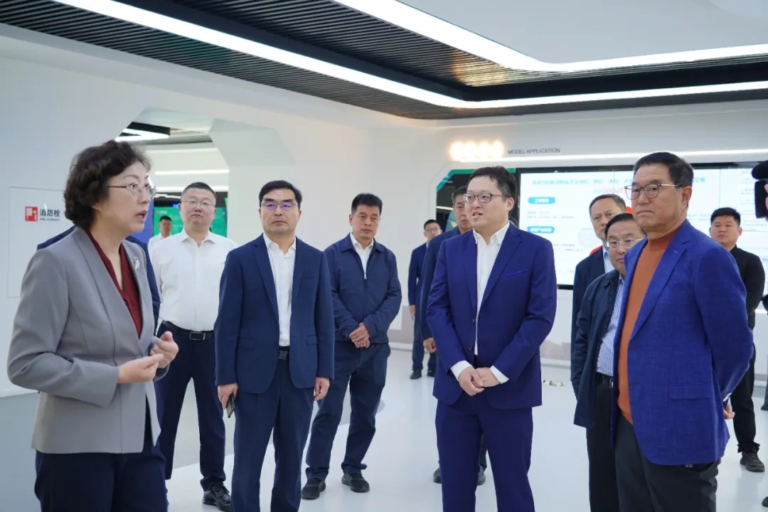 青島市委副書記、市委統戰部部長張惠一行蒞臨文達通股份調研指導