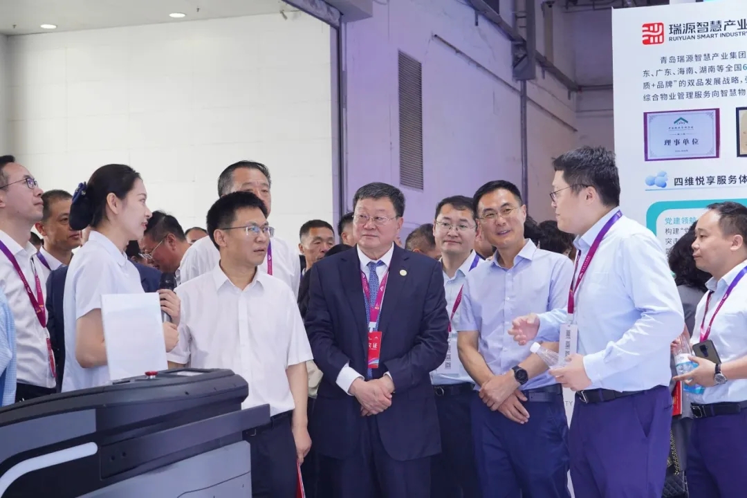 文達通股份攜”數智物業全鏈解決方案”亮相中國物博會,“AI+機器人”定義智慧物業新標桿 文達通股份攜”數智物業全鏈解決方案”亮相中國物博會,“AI+機器人”定義智慧物業新標桿